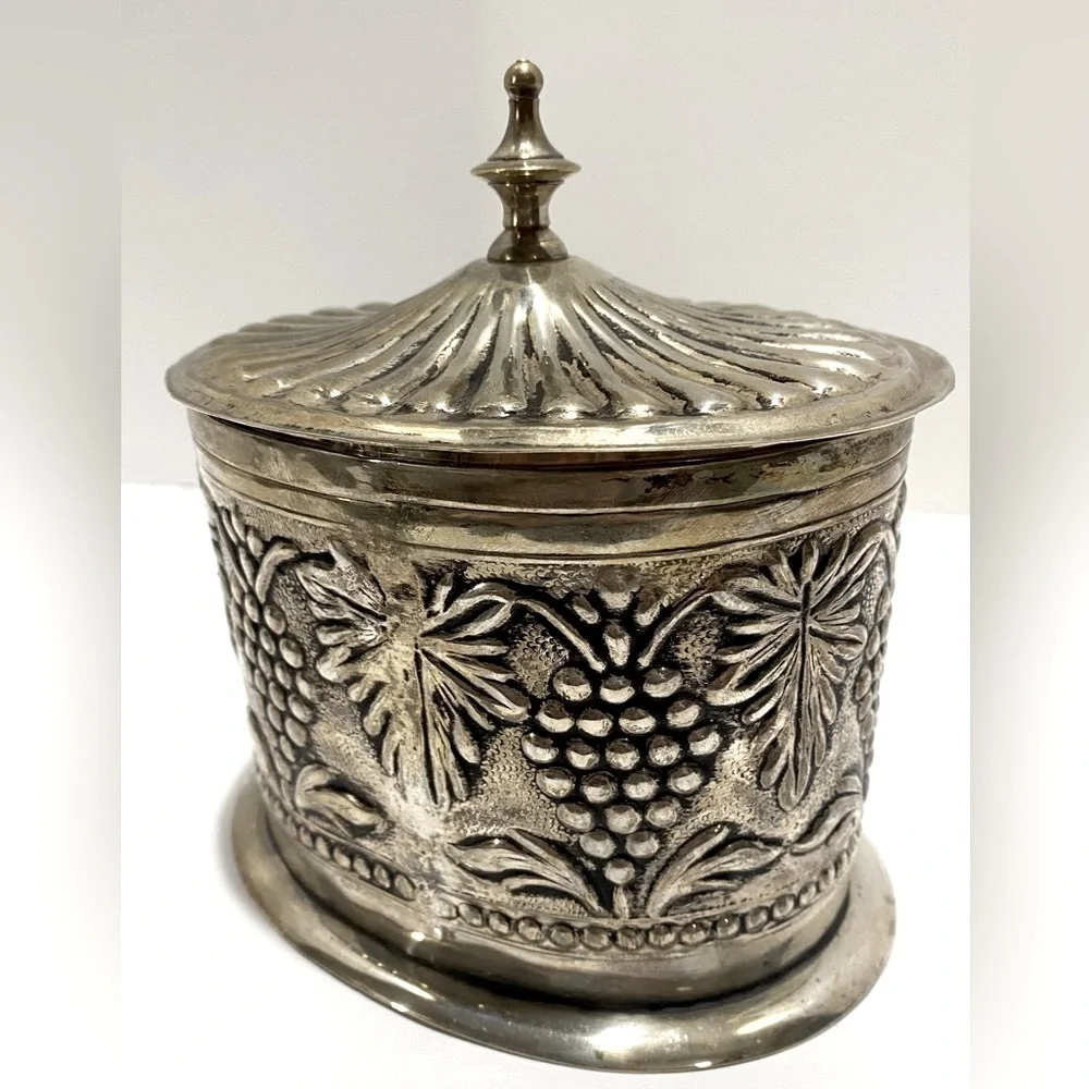 VTG Silver Plate Metal Biscuit Jar Trinket Dish Tea Caddy Lidded Grapes India
